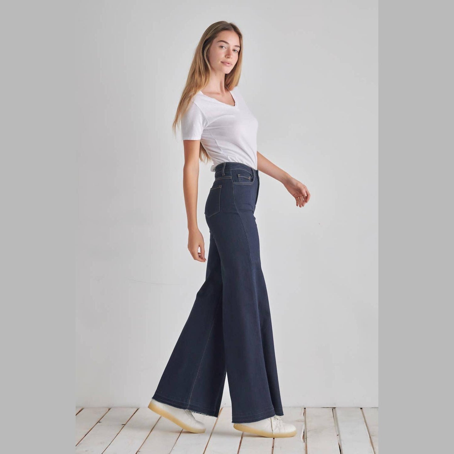 Vespera Front Seam Wide Leg Denim Jeans