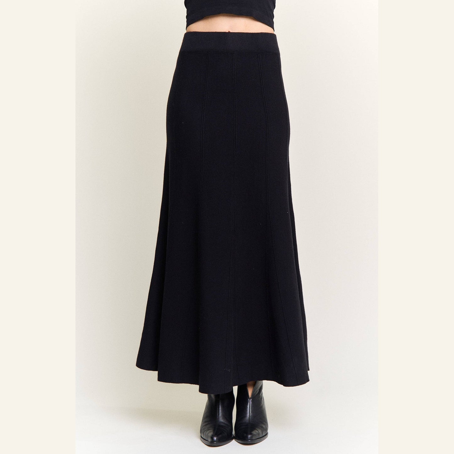 Vertical Seams Midi Skirt