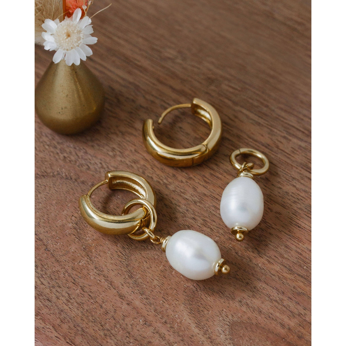 Barely There Pearl Interchangeable Hoop Earring