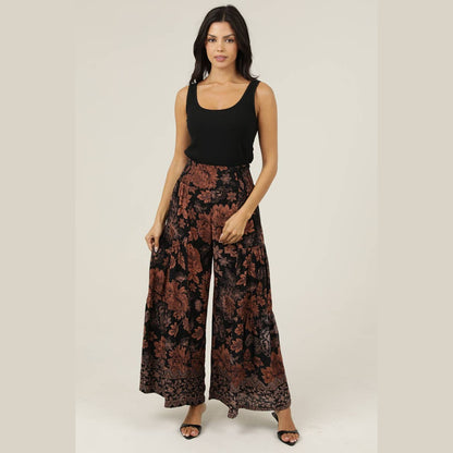 WIDE LEG PRINTED PANTS