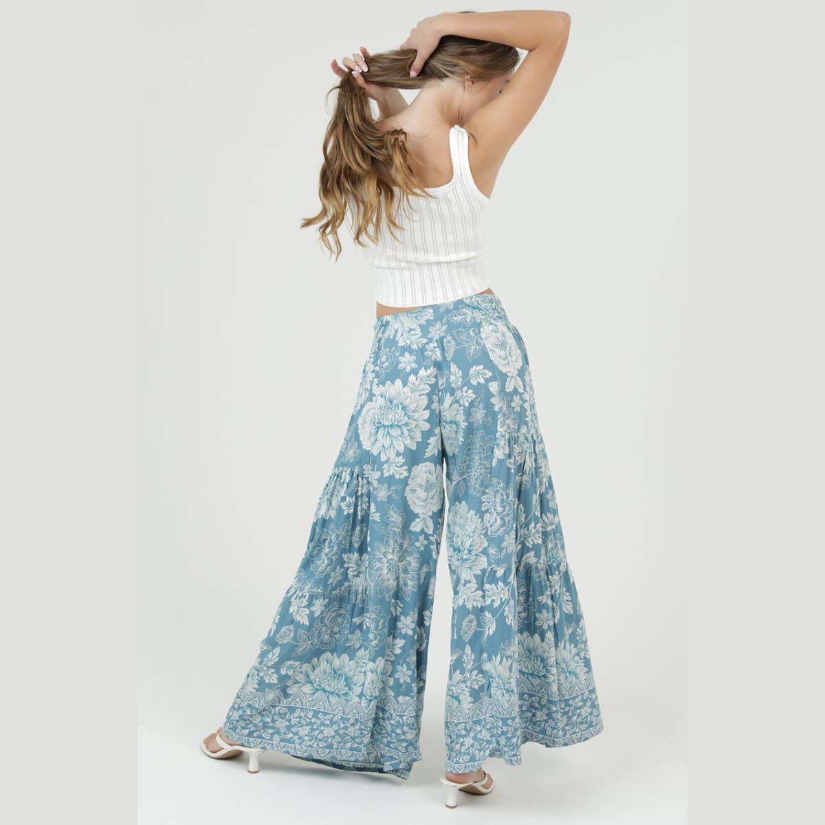 WIDE LEG PRINTED PANTS