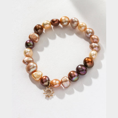Sunny Shores Charm Stretch Bracelet- Cultured Freshwater Pearl