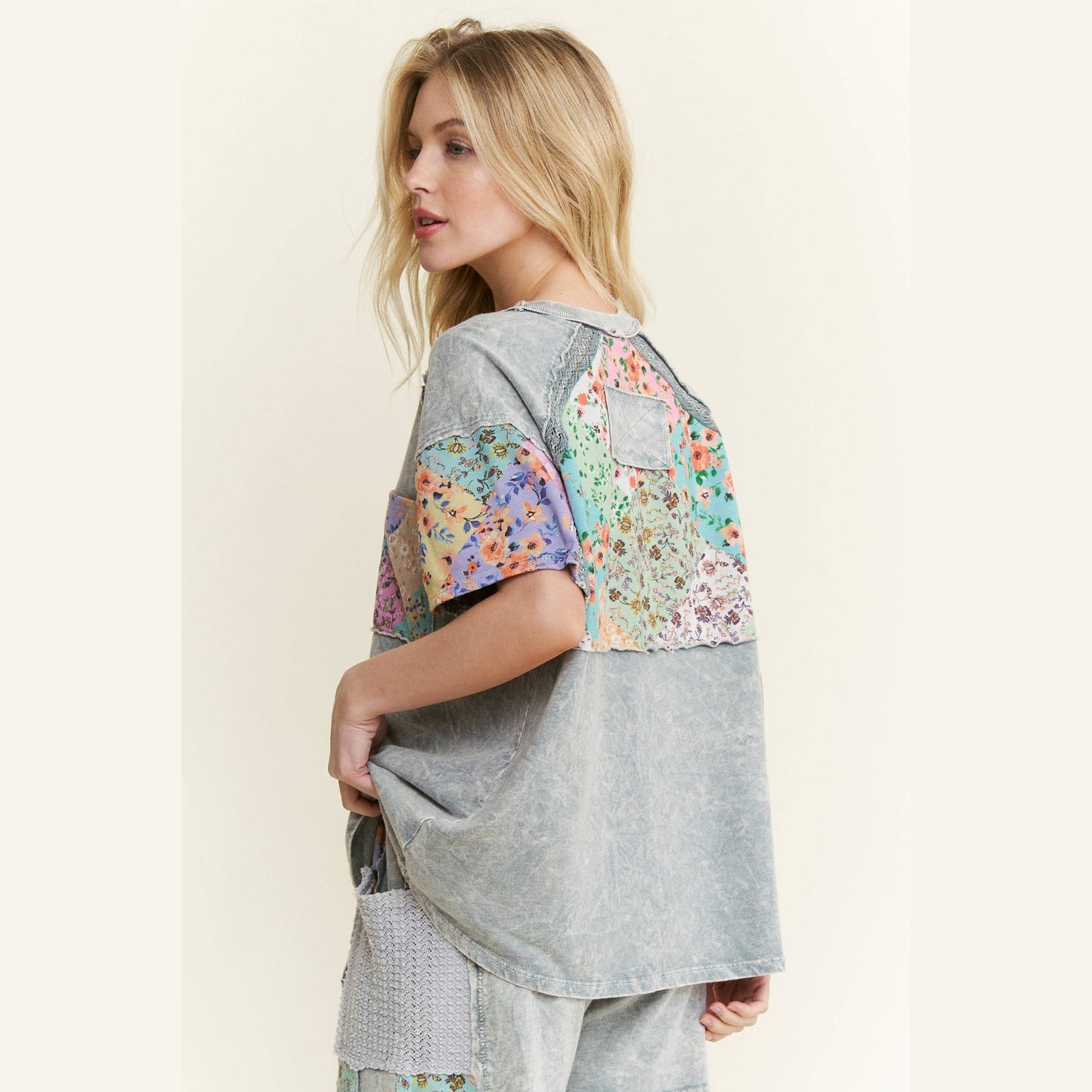 Mineral Washed Flower Patch Pocket Top
