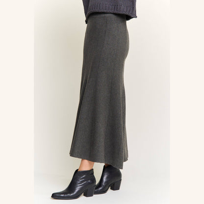 Ribbed Knit Pleated Midi Skirt