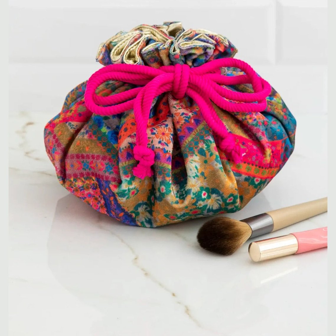 Drawstring Velvet Cosmetic Pouch - Folk Flower - Thumbnail 4