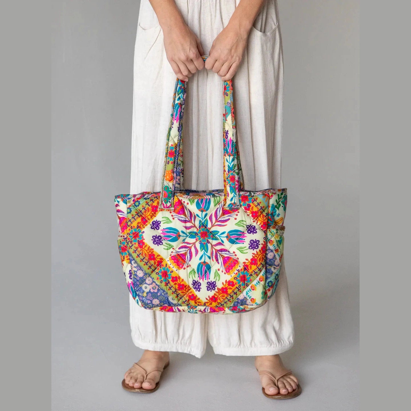 Reversible Puffy Tote Bag - Medium Mandala Folk Patchwork - Thumbnail 2