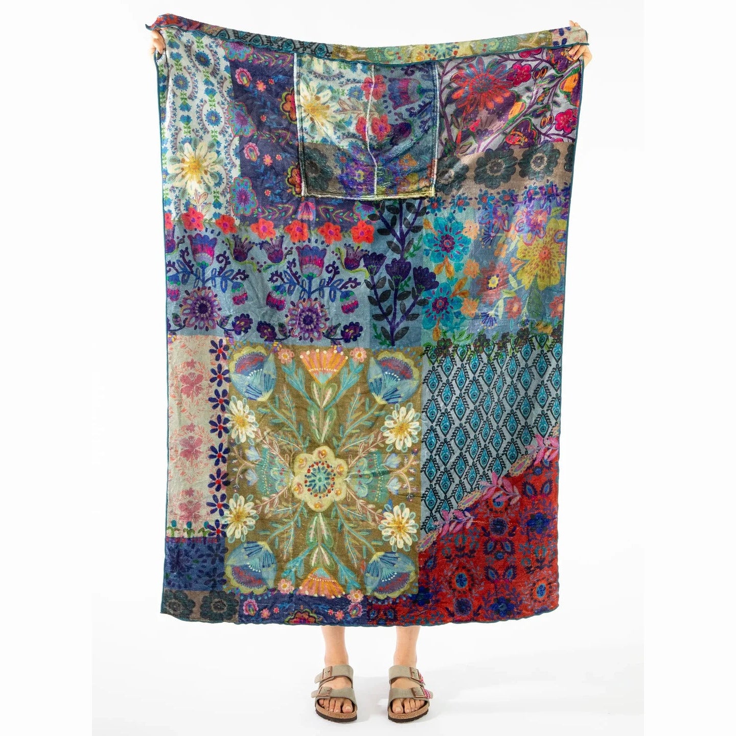 Cozy Travel Blanket - Thumbnail 3