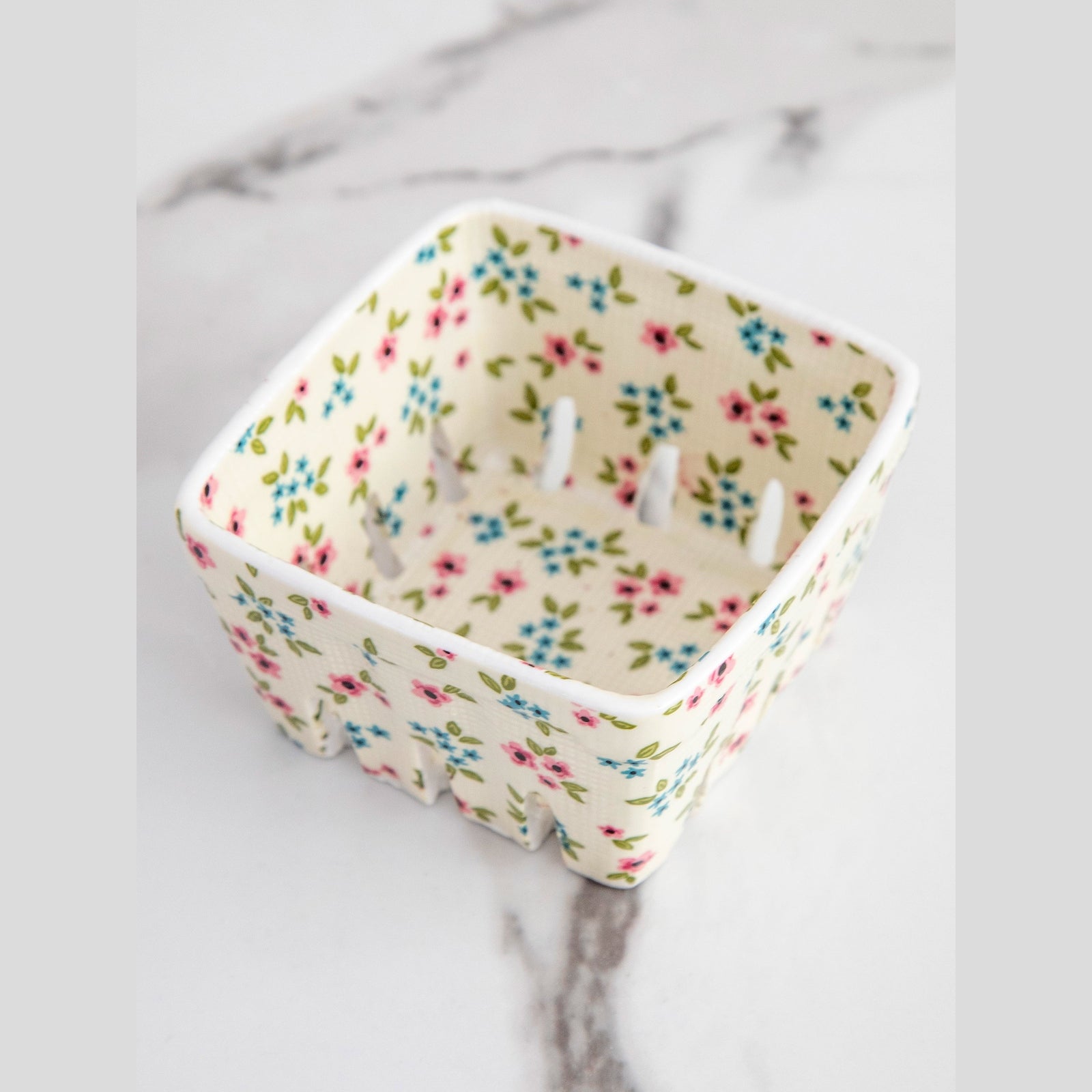 Ceramic Berry Colander - Pink Blue Floral - Thumbnail 2
