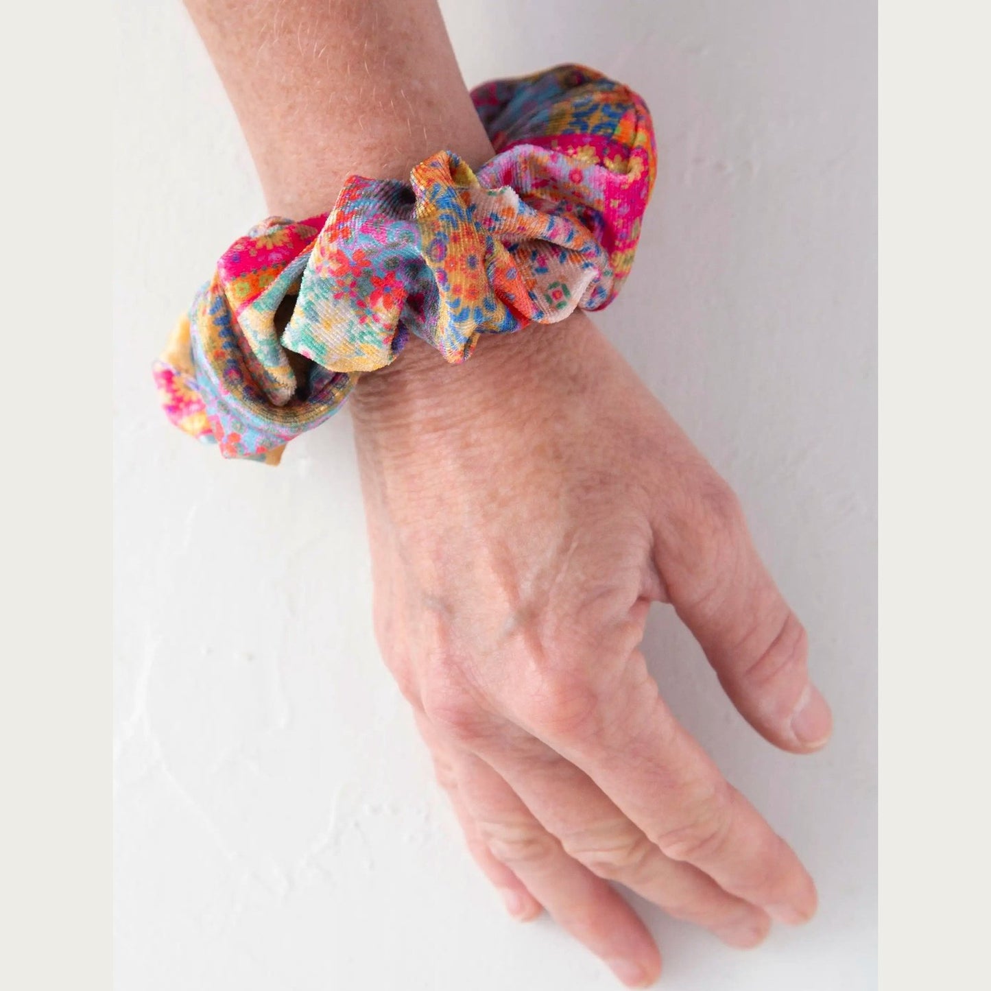 Hideaway Scrunchie - Folk Flower Patchwork