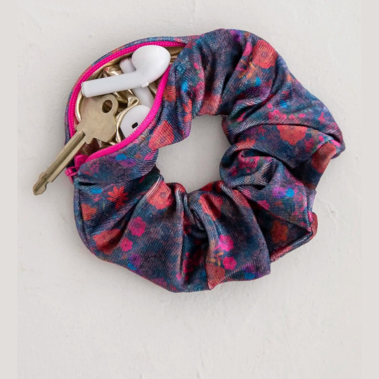 Hideaway Scrunchie - Dark Floral Garden