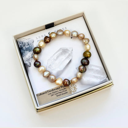 Sunny Shores Charm Stretch Bracelet- Cultured Freshwater Pearl