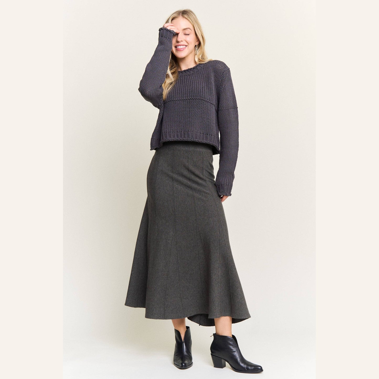 Ribbed Knit Pleated Midi Skirt