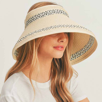 TWO PATTERNS LINE ROLL UP SUN VISOR