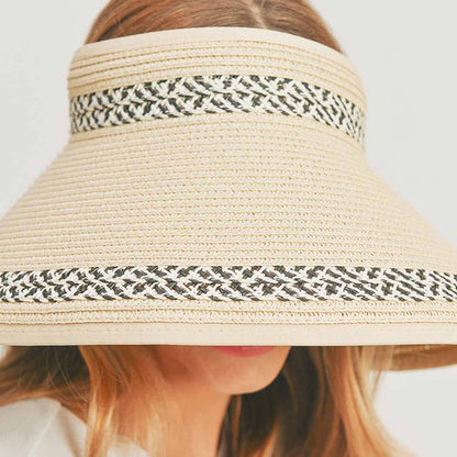 TWO PATTERNS LINE ROLL UP SUN VISOR