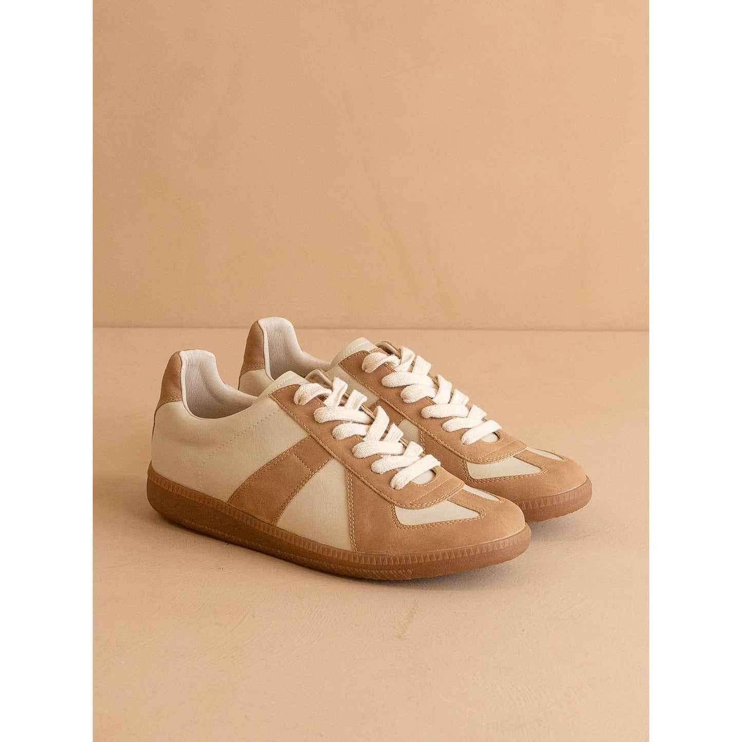 The Noelle Camel | Low Top Sneaker